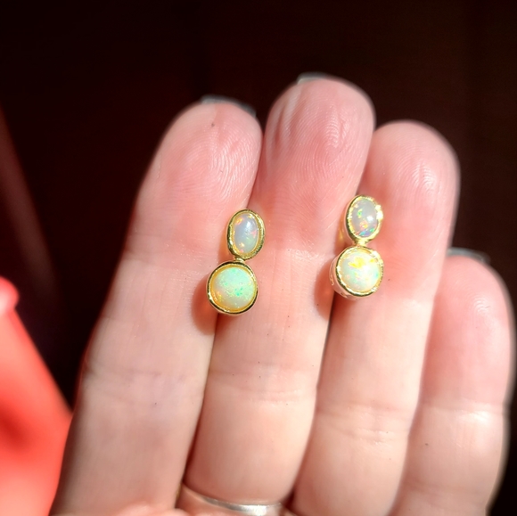 Stunning dual Opal drop Sterling & Gold Earrings - Picture 5 of 6